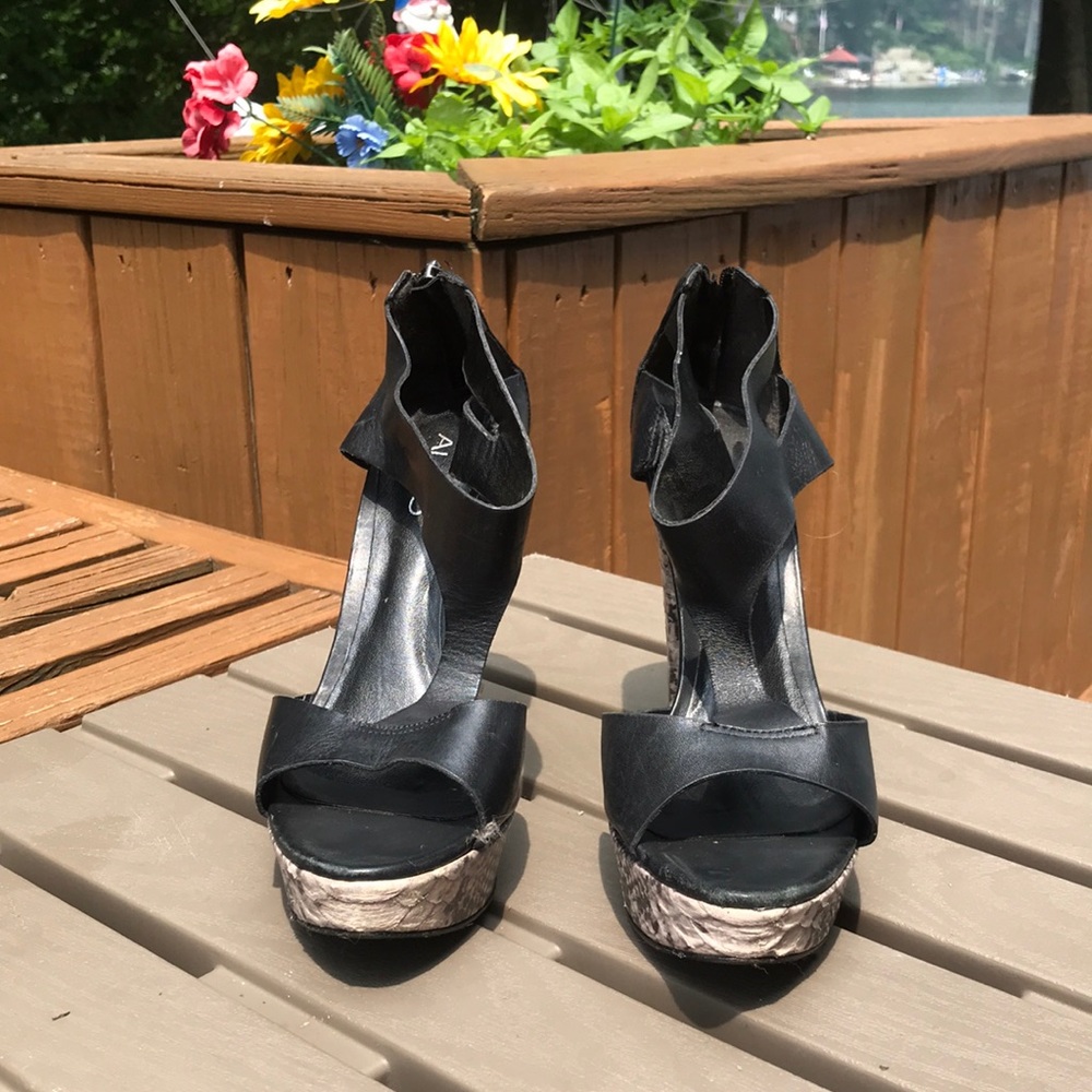 Aldo black and snakeskin heels